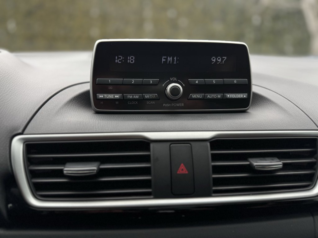 2014 Mazda Mazda3 Image 23