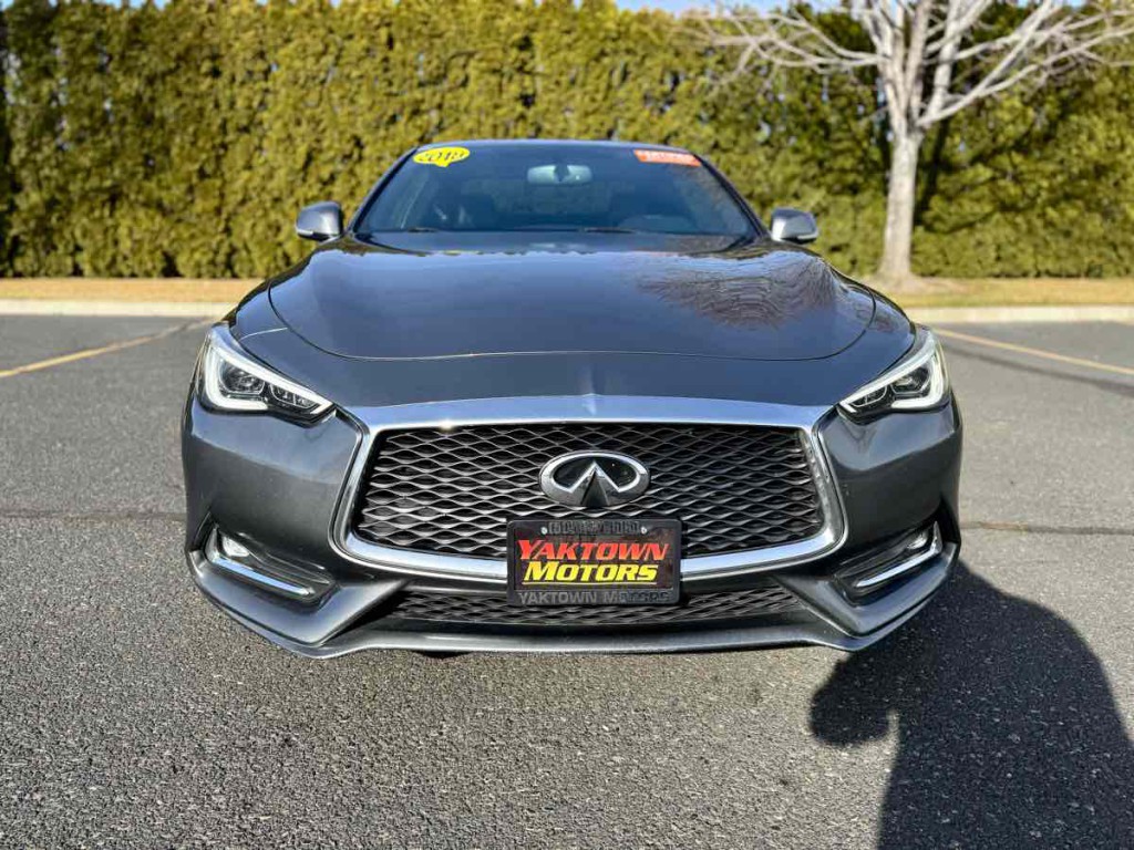 2018 INFINITI Q60 Image 3