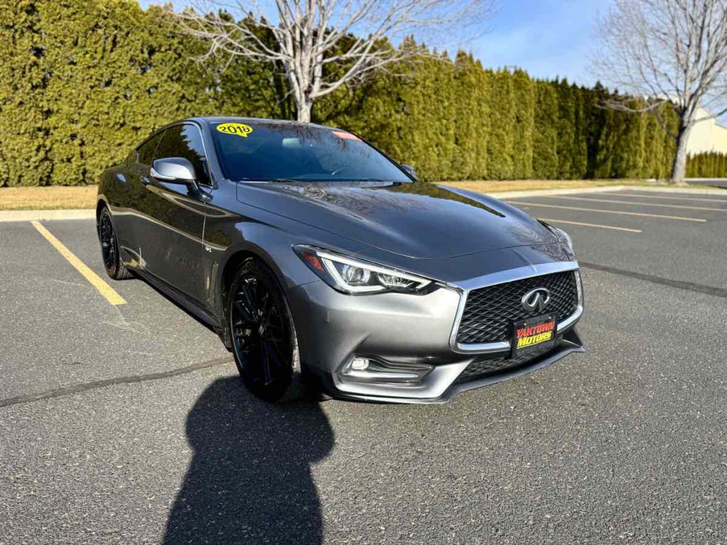 2018 INFINITI Q60 Image 4