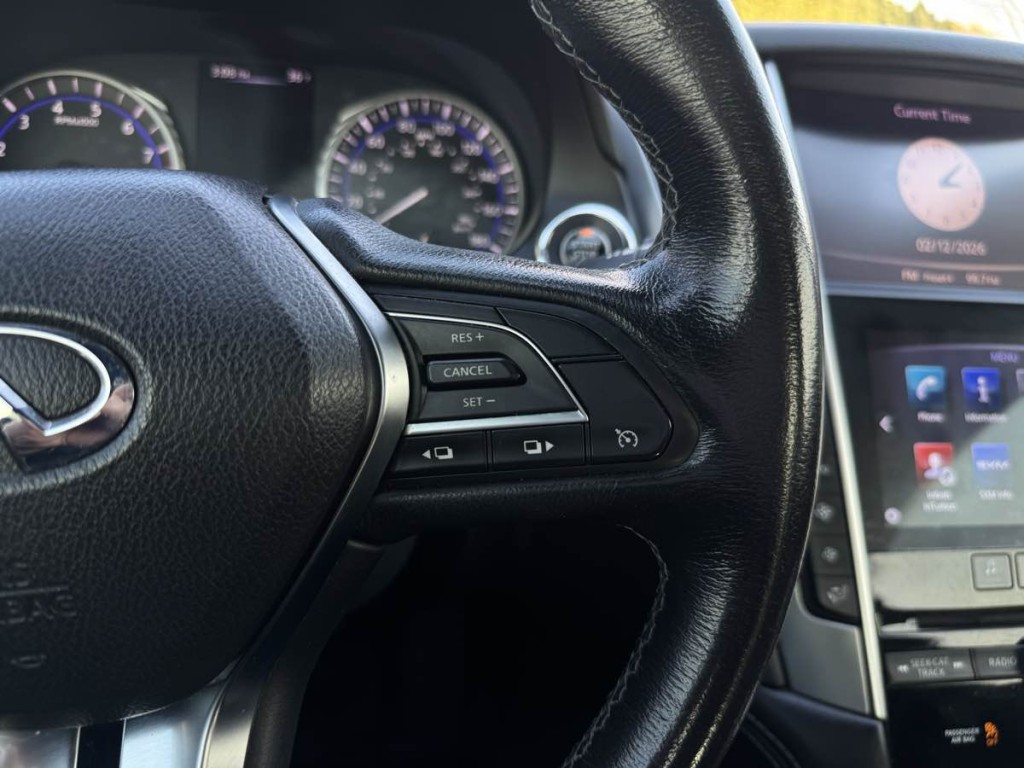 2018 INFINITI Q60 Image 13