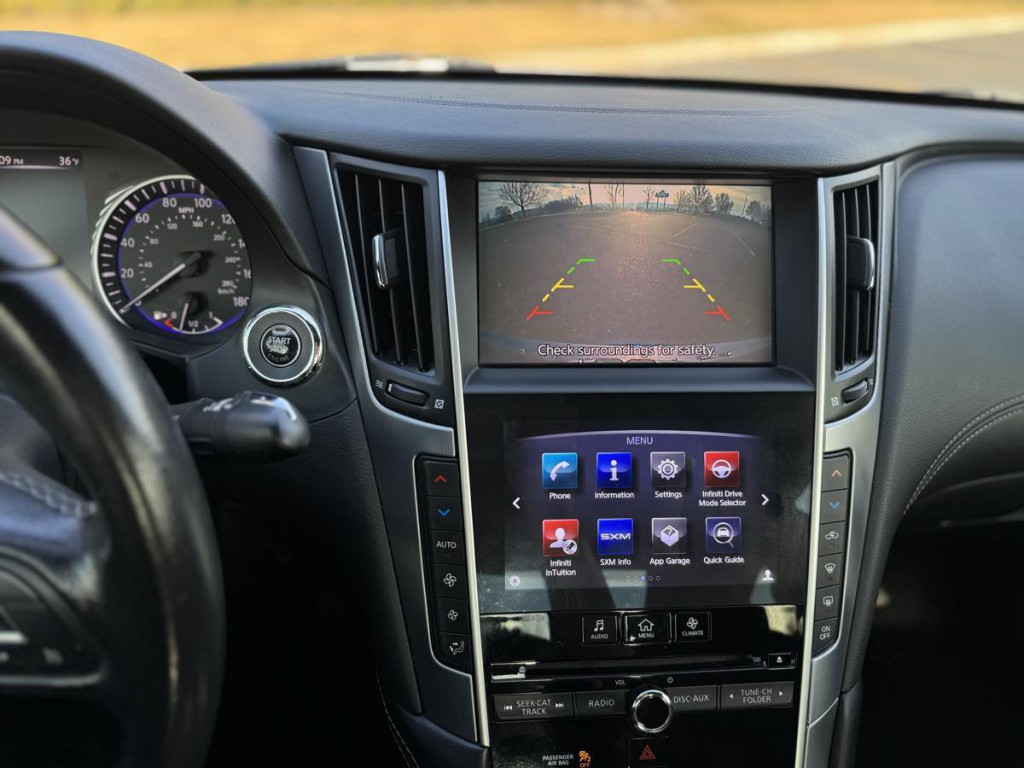 2018 INFINITI Q60 Image 18