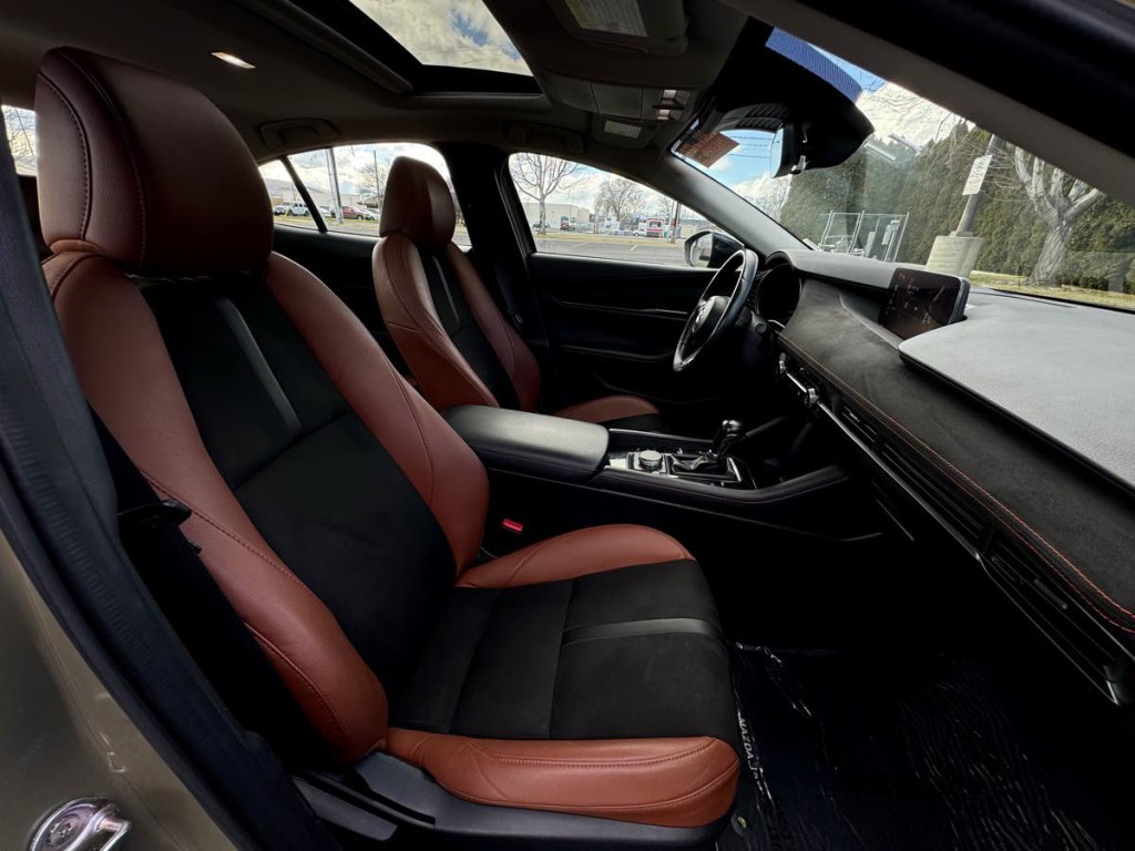 2024 Mazda Mazda3 Image 17