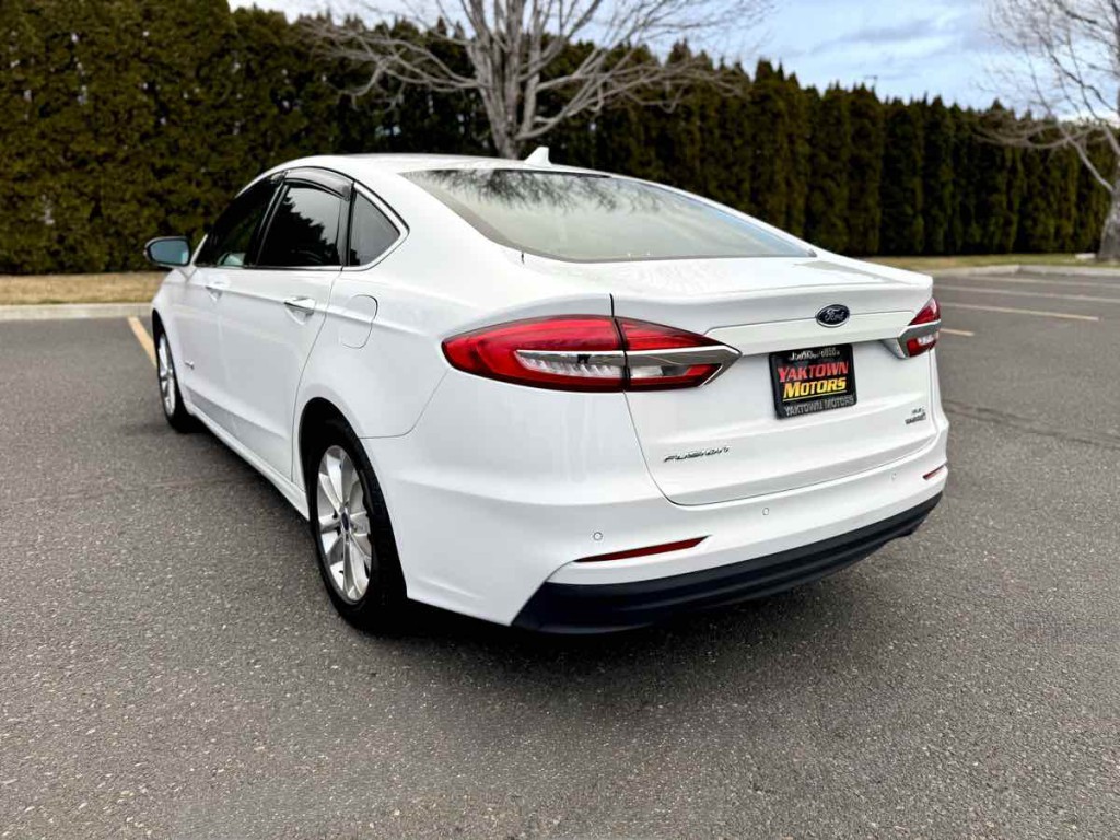 2019 Ford Fusion Image 7