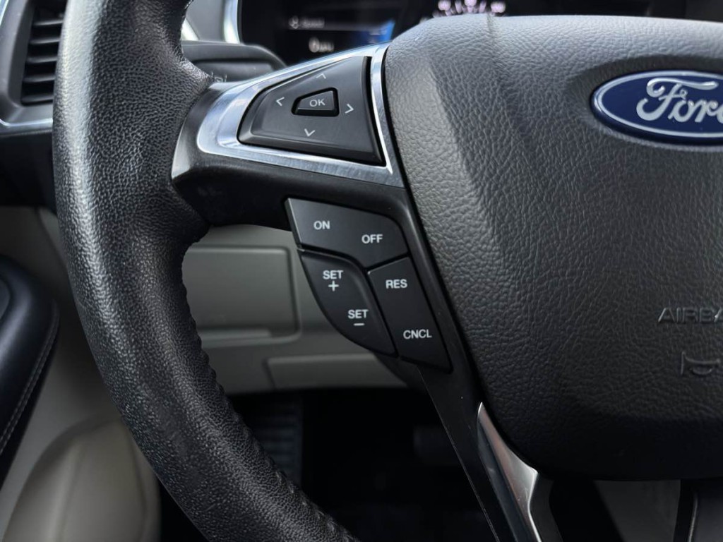 2021 Ford Edge Image 20