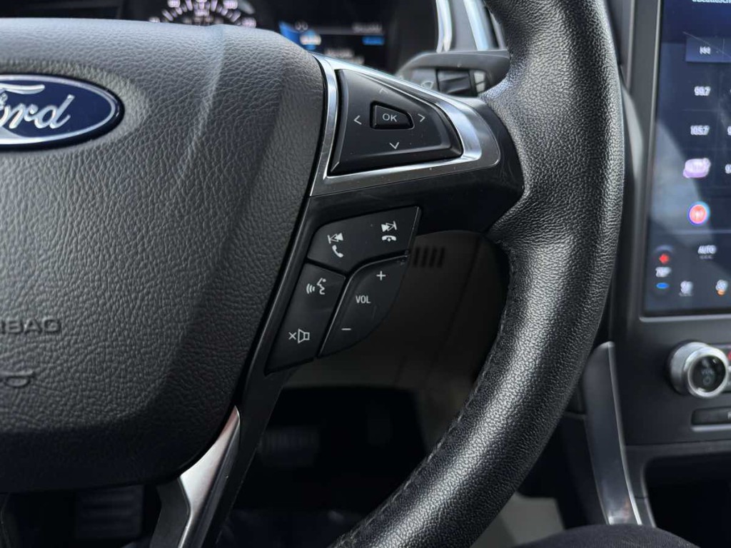 2021 Ford Edge Image 21