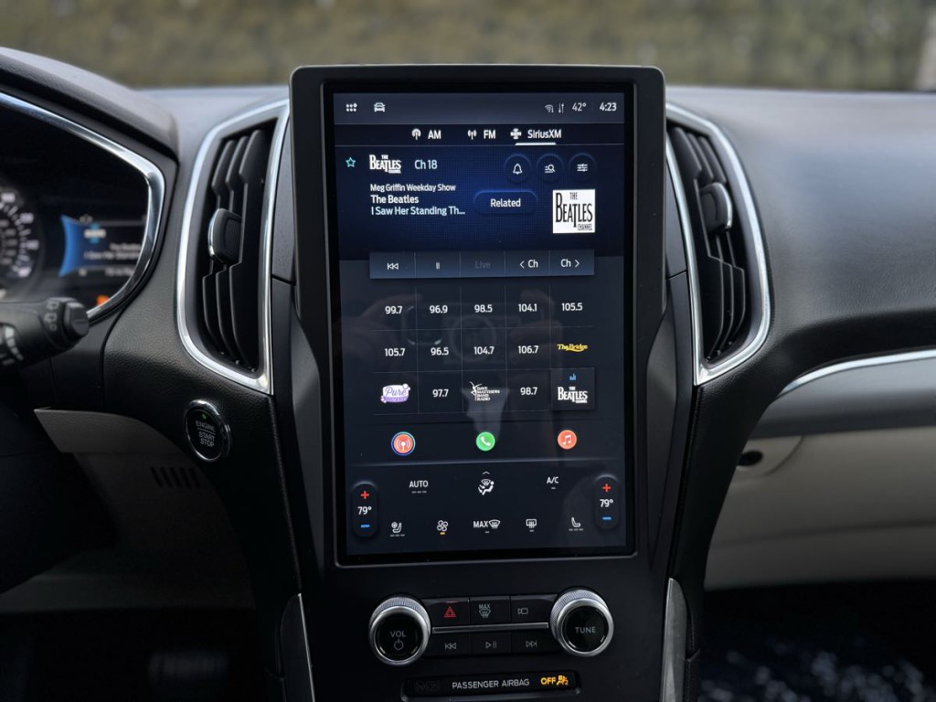 2021 Ford Edge Image 23