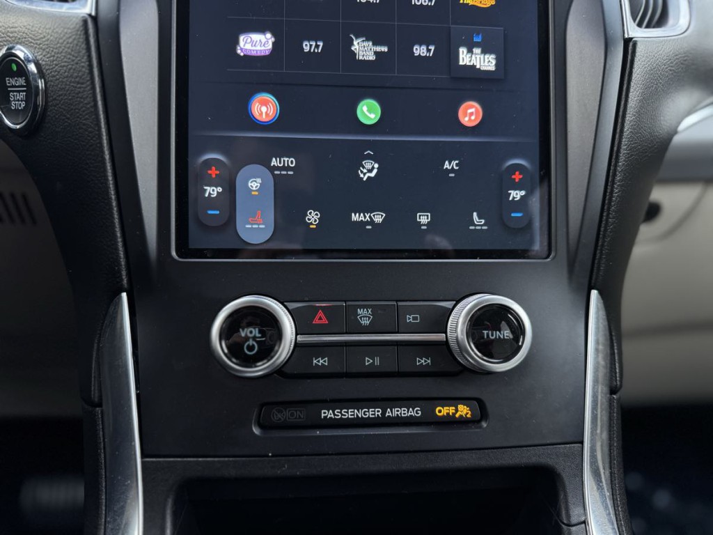 2021 Ford Edge Image 24