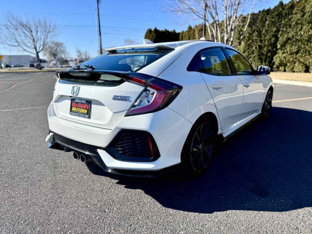 2019 Honda Civic Image 9