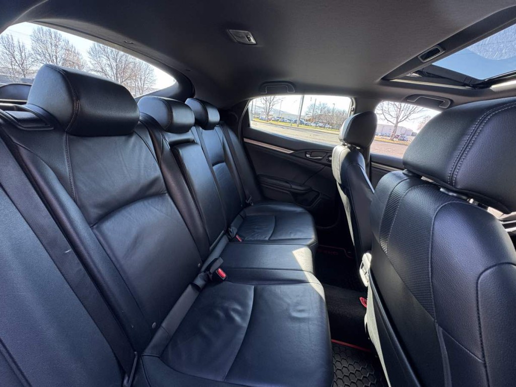 2019 Honda Civic Image 13