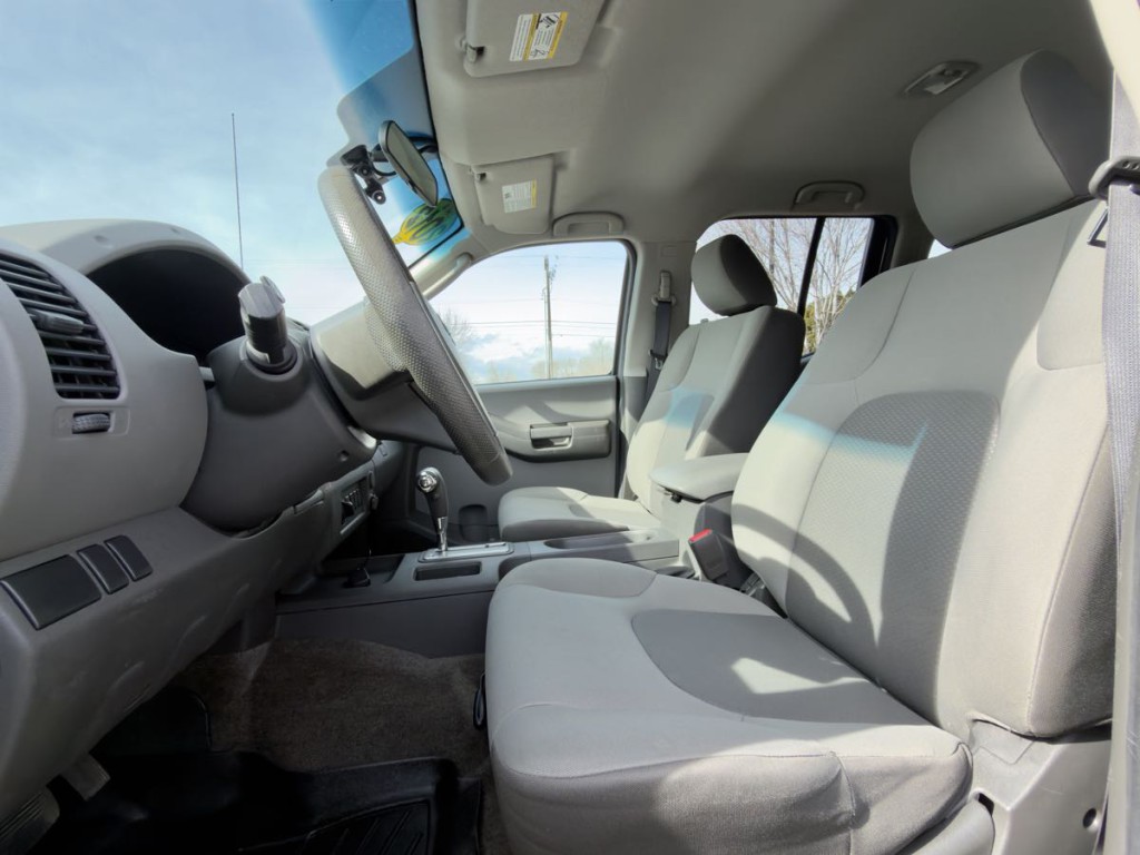 2012 Nissan Xterra Image 12