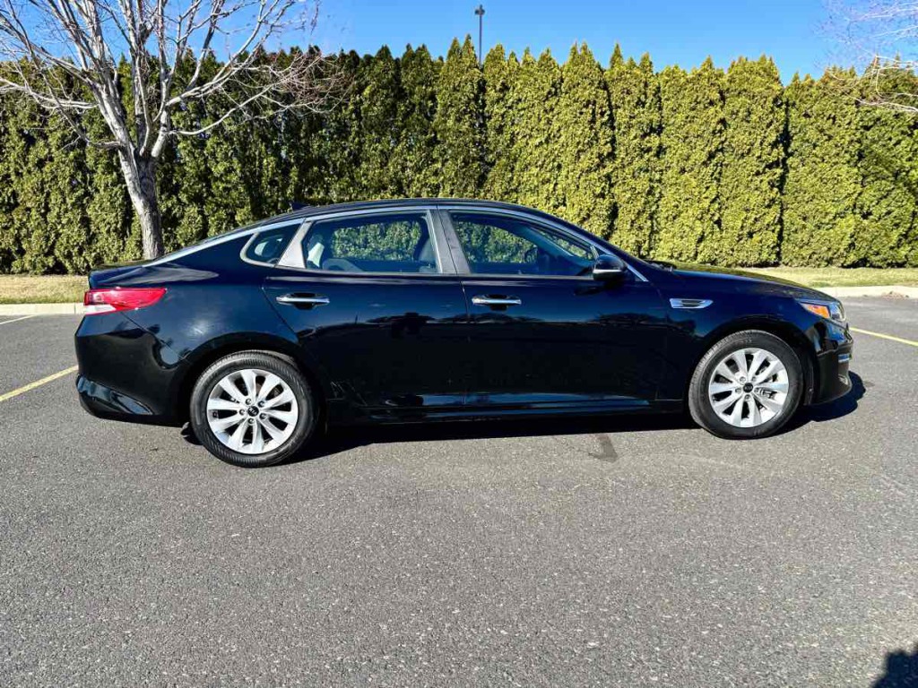 2018 Kia Optima Image 7