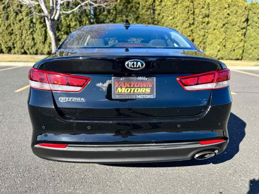 2018 Kia Optima Image 9