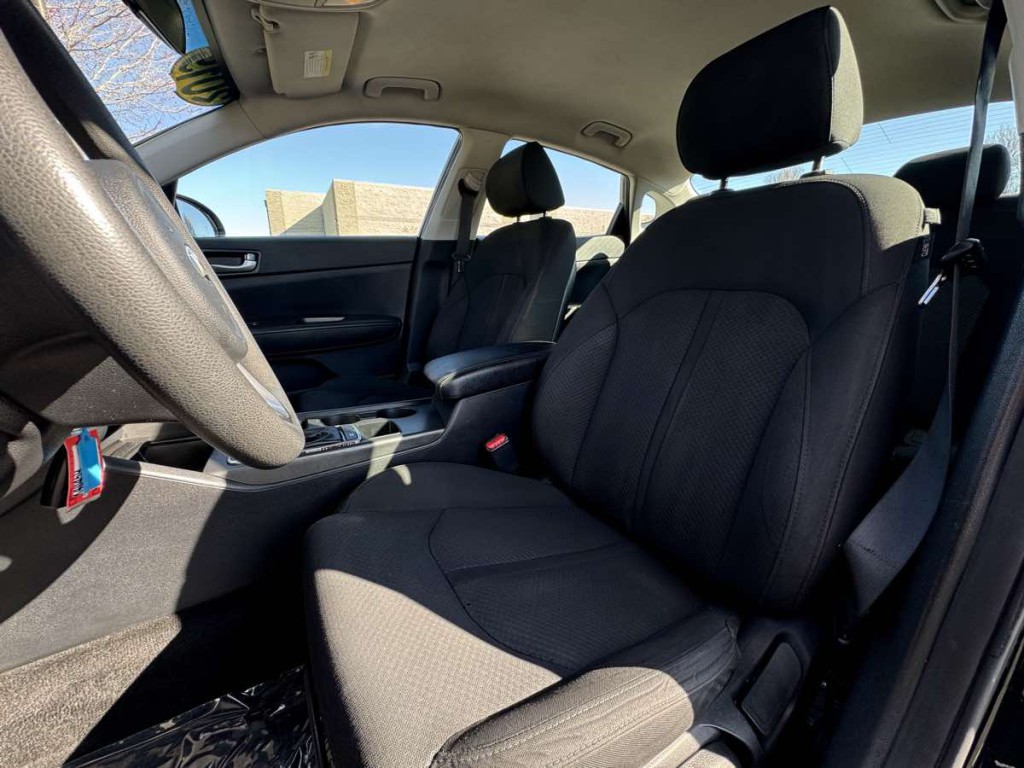 2018 Kia Optima Image 12