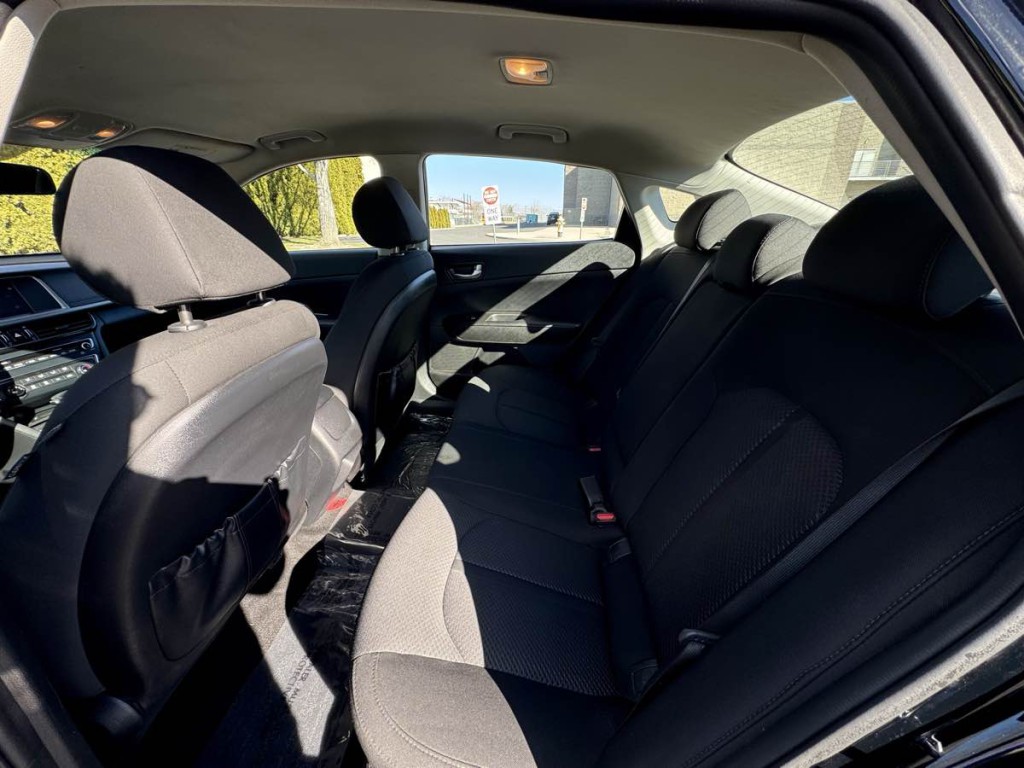 2018 Kia Optima Image 13