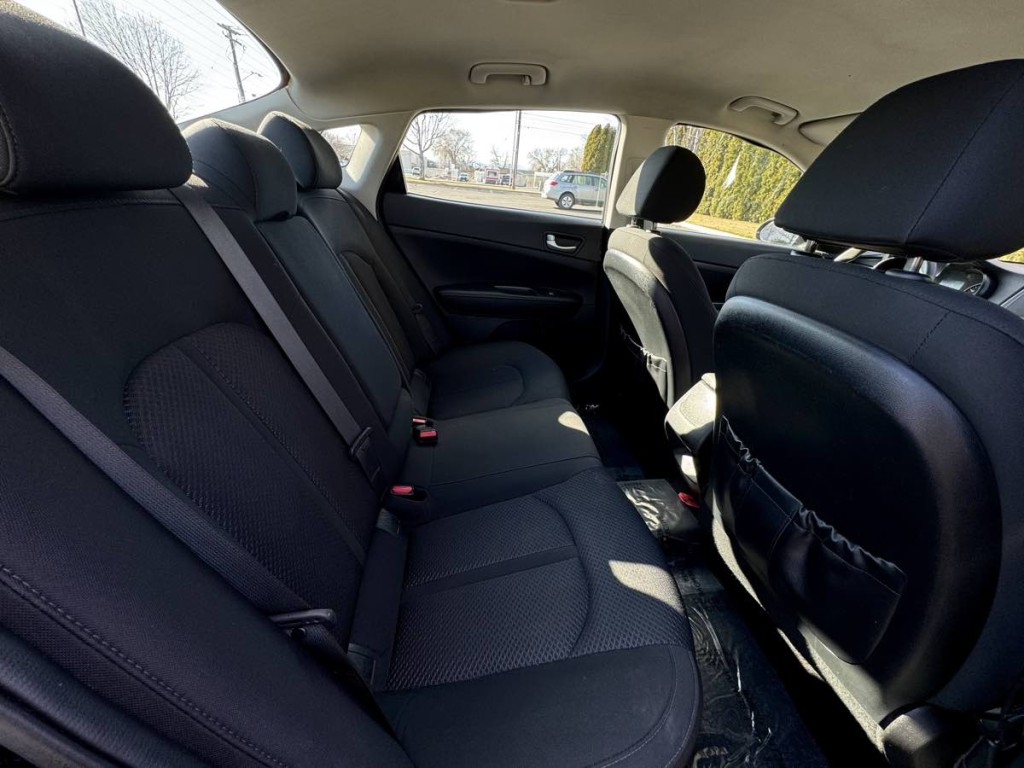 2018 Kia Optima Image 15