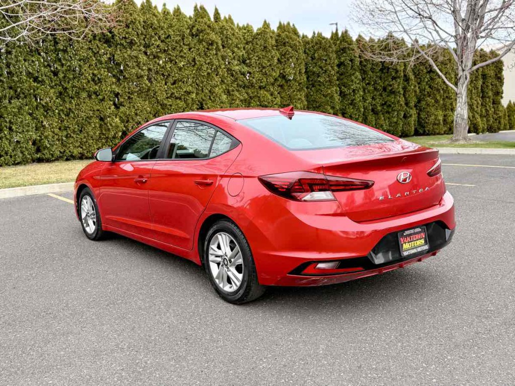 2020 Hyundai Elantra Image 9