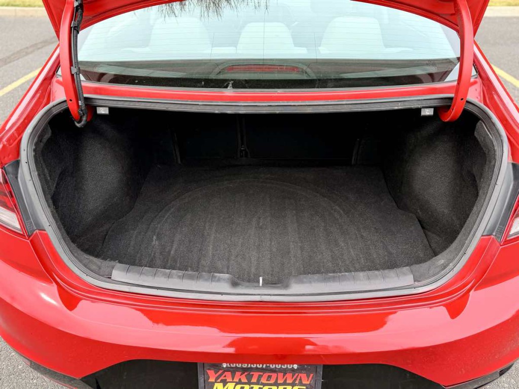2020 Hyundai Elantra Image 10