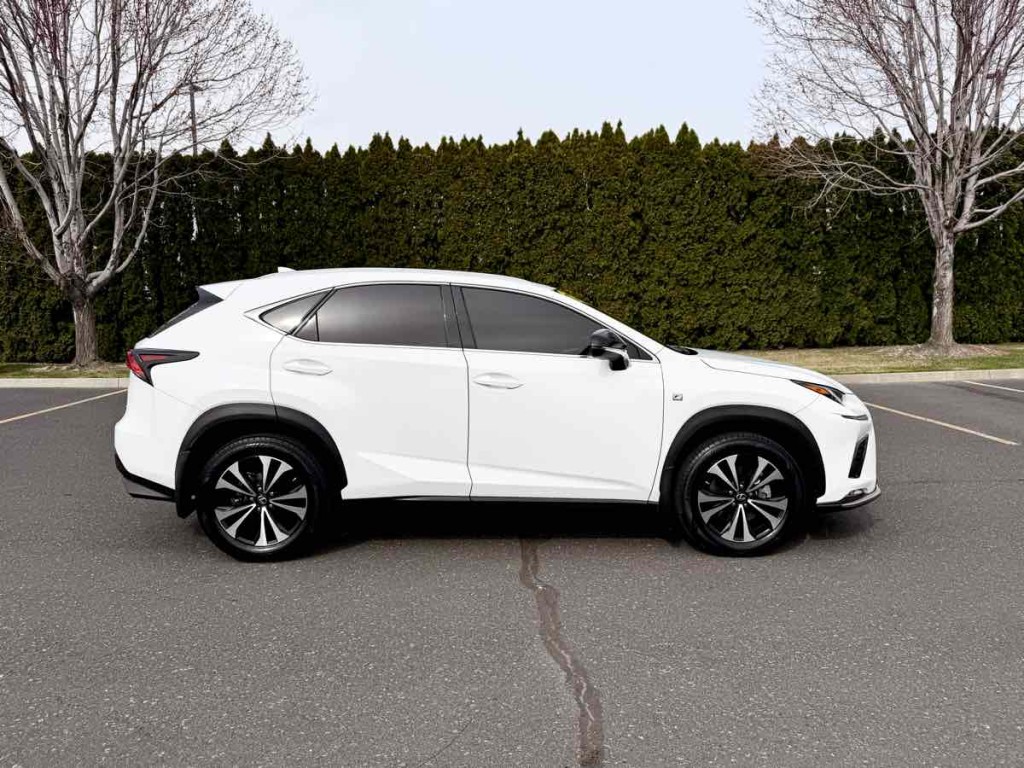 2021 Lexus NX 300 Image 7