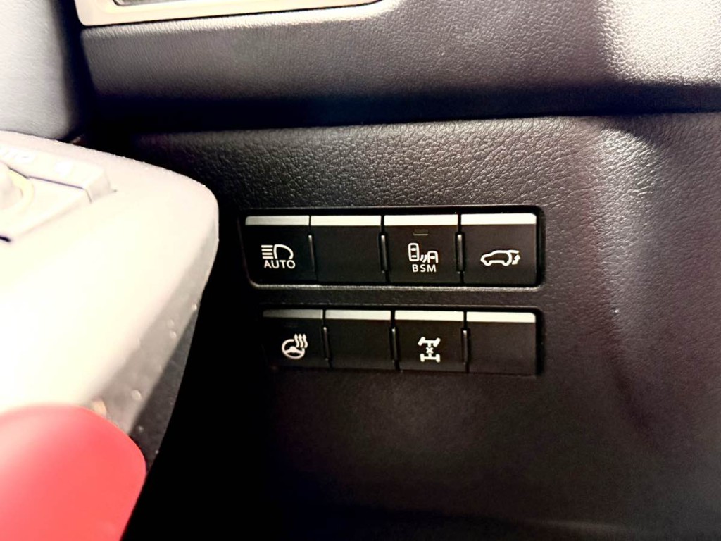 2021 Lexus NX 300 Image 29