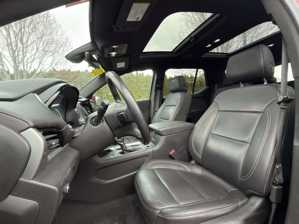 2022 Chevrolet Traverse Image 11