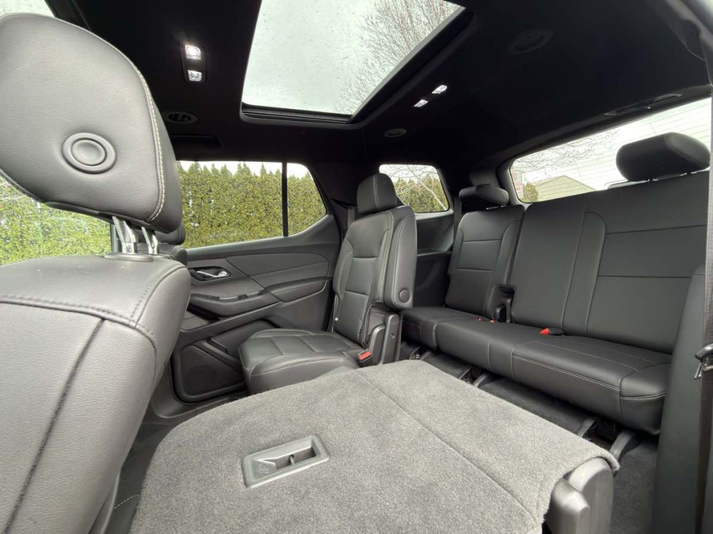 2022 Chevrolet Traverse Image 12