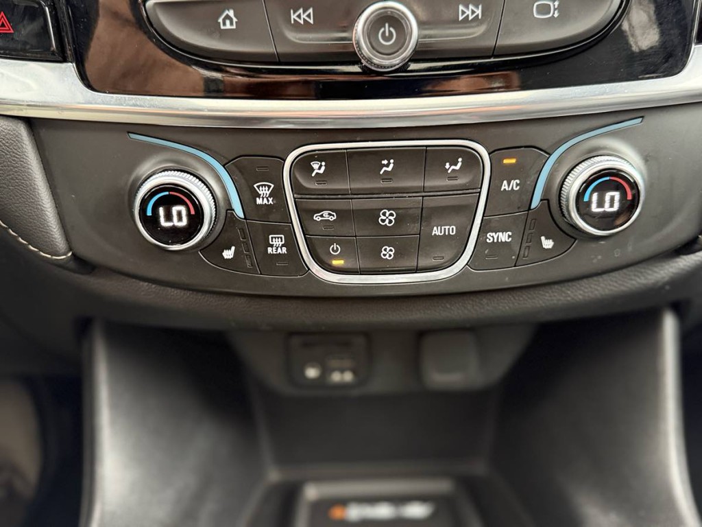 2022 Chevrolet Traverse Image 25