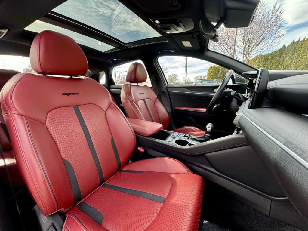 2022 Kia K5 Image 18