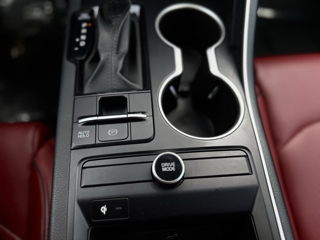 2022 Kia K5 Image 27