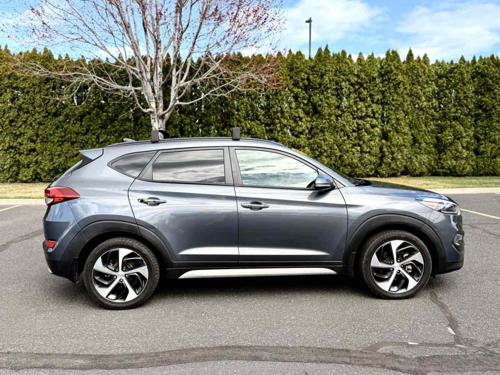 2017 Hyundai Tucson Image 6