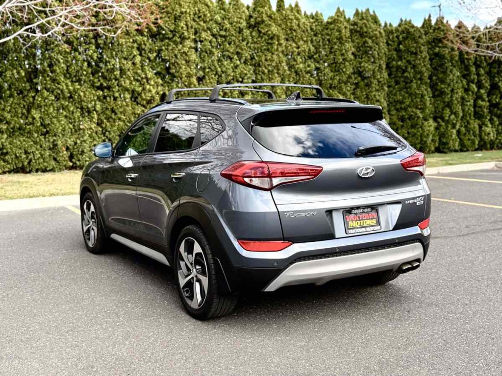 2017 Hyundai Tucson Image 8