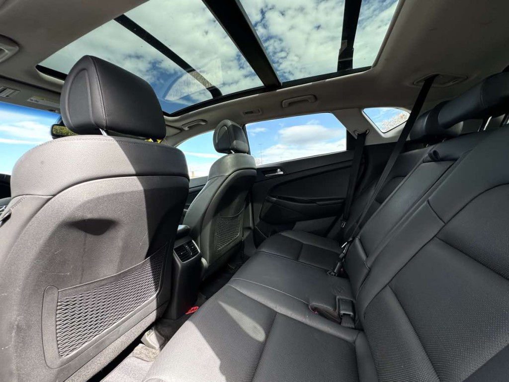 2017 Hyundai Tucson Image 15