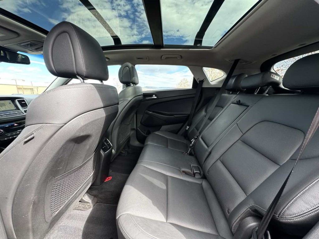 2017 Hyundai Tucson Image 16