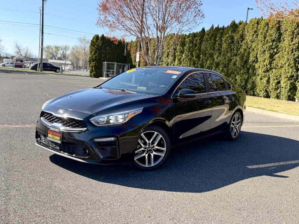 2021 Kia Forte Image 2