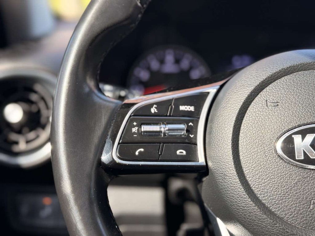 2021 Kia Forte Image 18