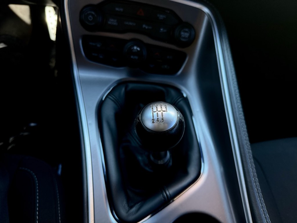 2022 Dodge Challenger Image 32