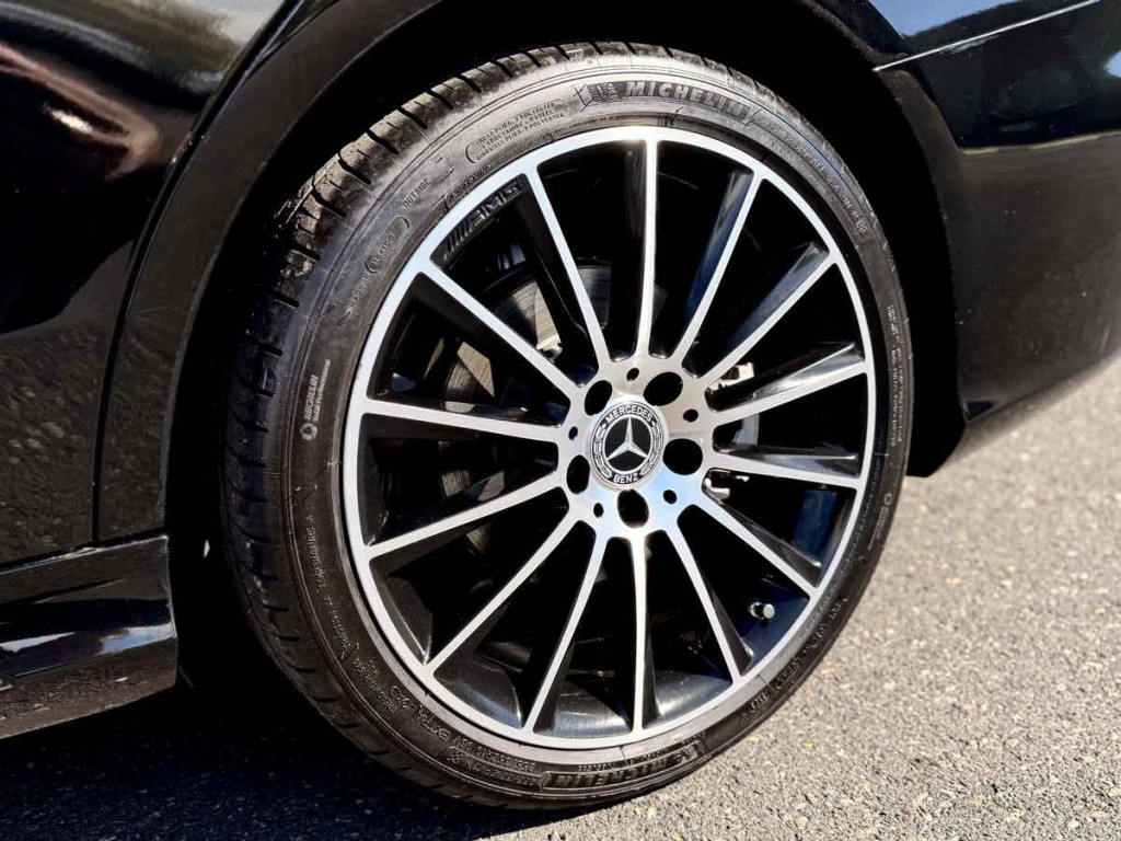 2021 Mercedes-Benz C-Class Image 11
