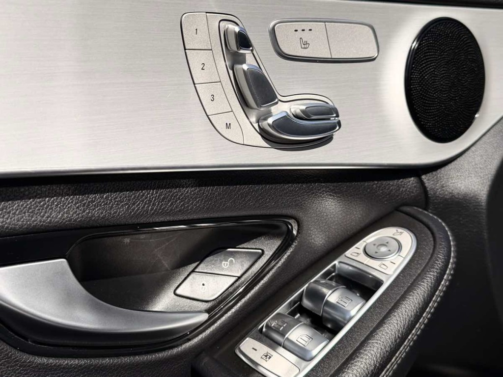 2021 Mercedes-Benz C-Class Image 15