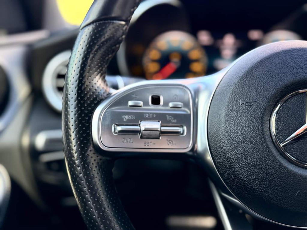 2021 Mercedes-Benz C-Class Image 24