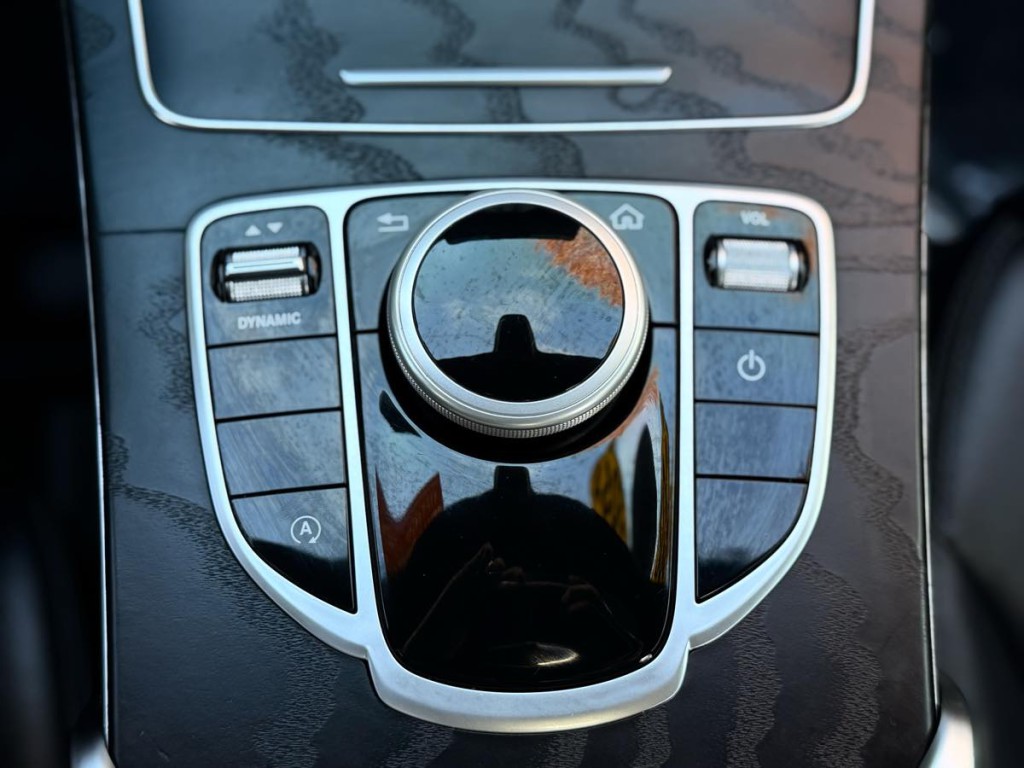 2021 Mercedes-Benz C-Class Image 33