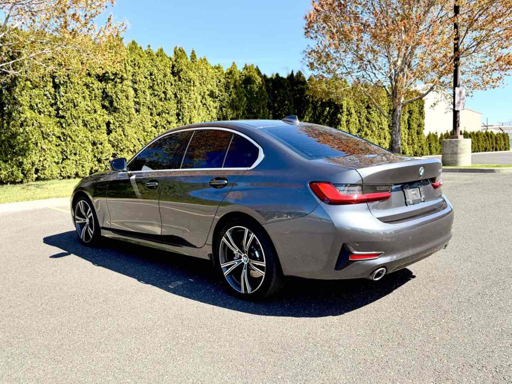 2019 BMW 3 Series Image 8
