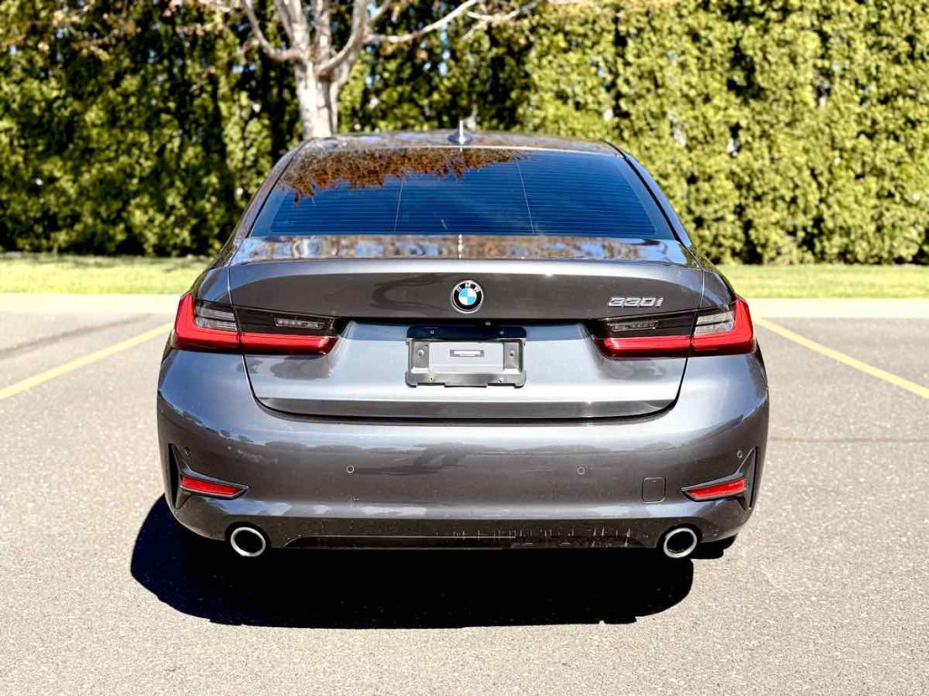 2019 BMW 3 Series Image 9