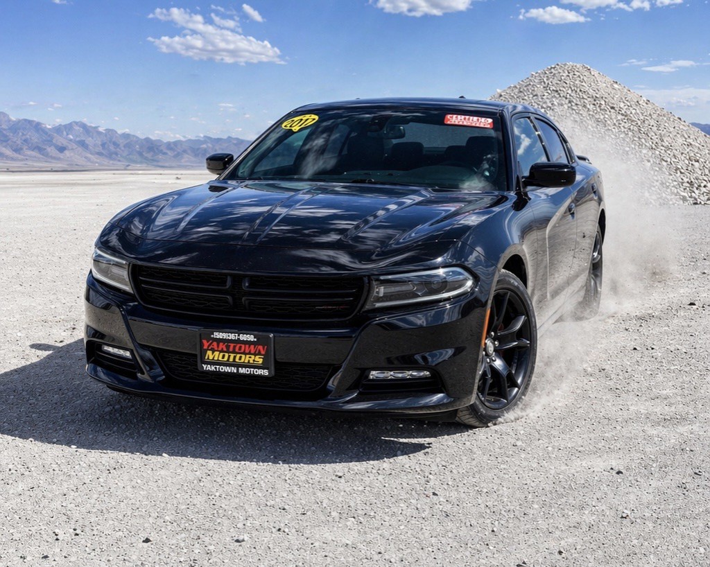 2017 Dodge Charger Image 2