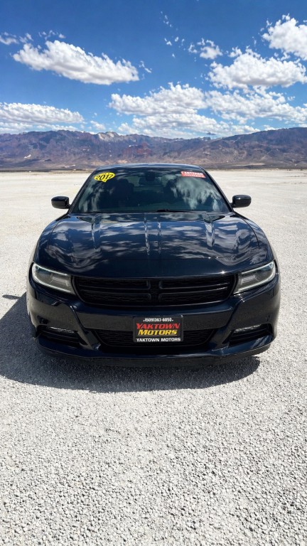 2017 Dodge Charger Image 9