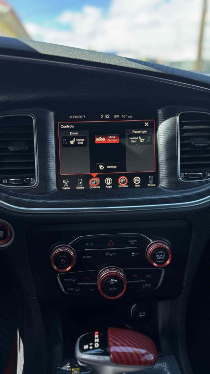 2017 Dodge Charger Image 12