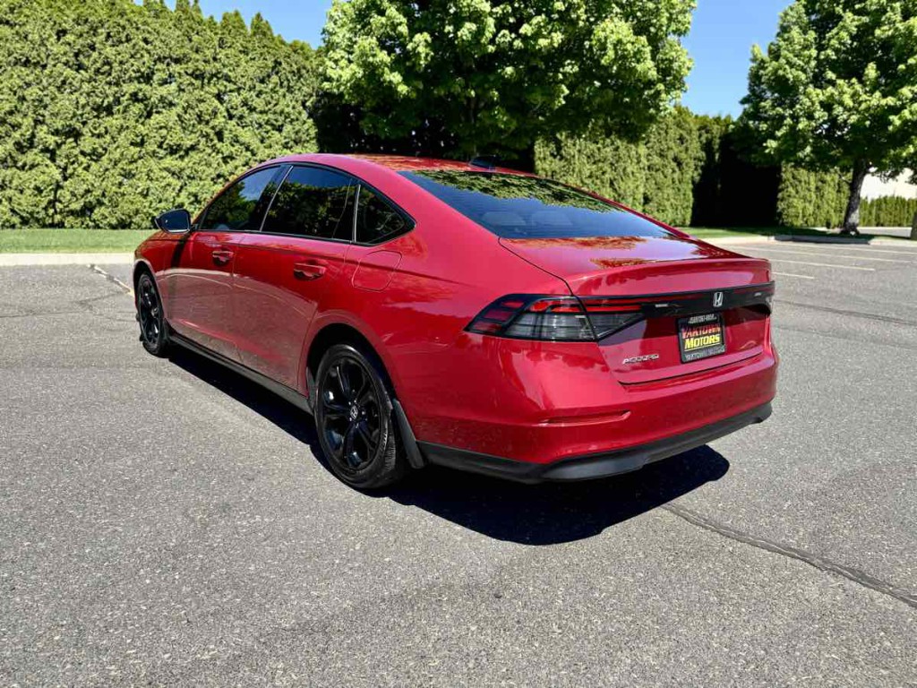 2025 Honda Accord Image 8