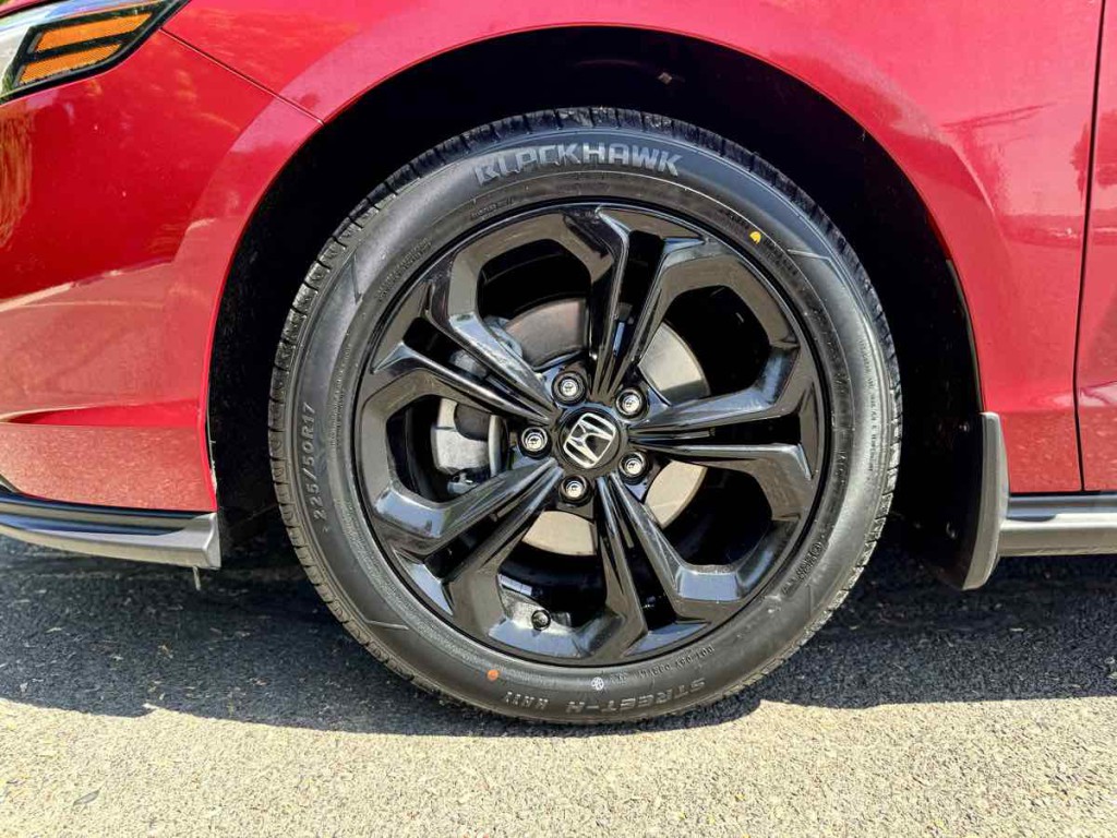 2025 Honda Accord Image 11