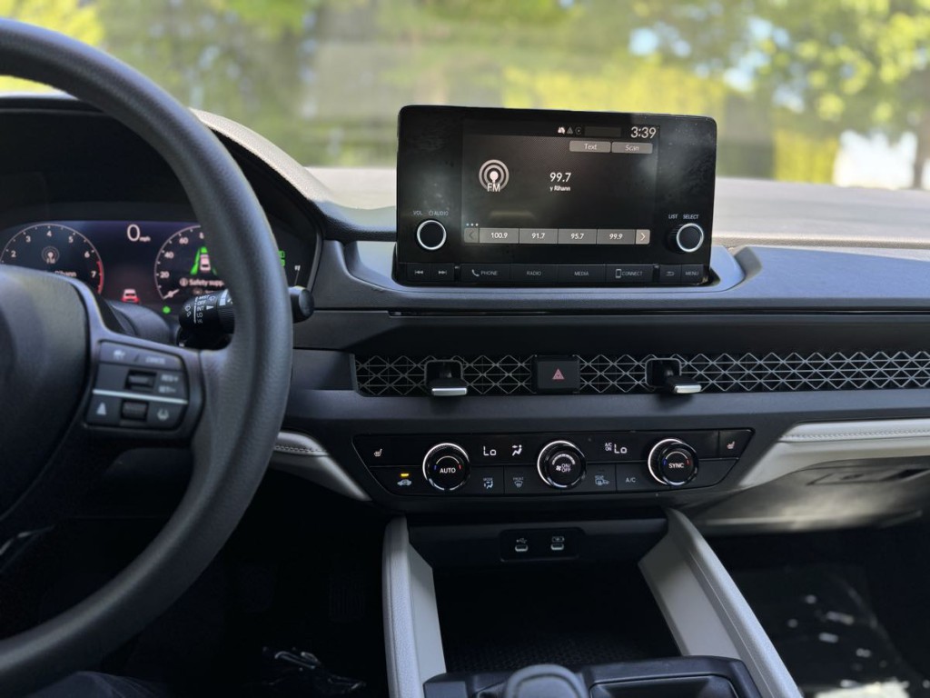 2025 Honda Accord Image 26