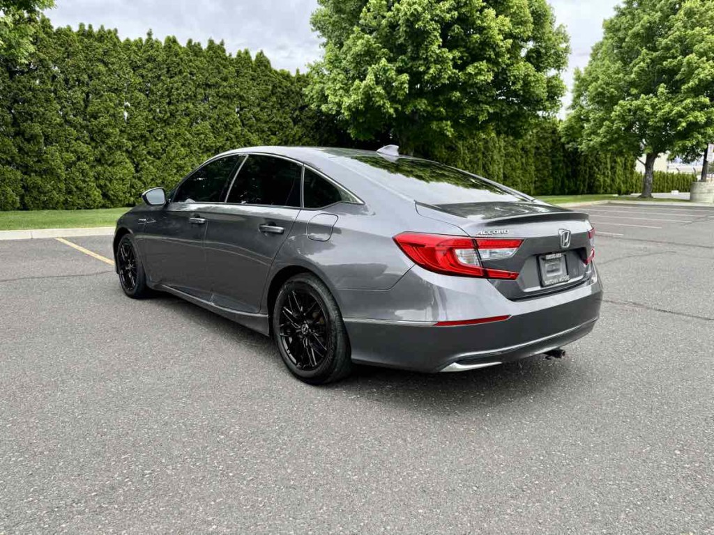2018 Honda Accord Image 9