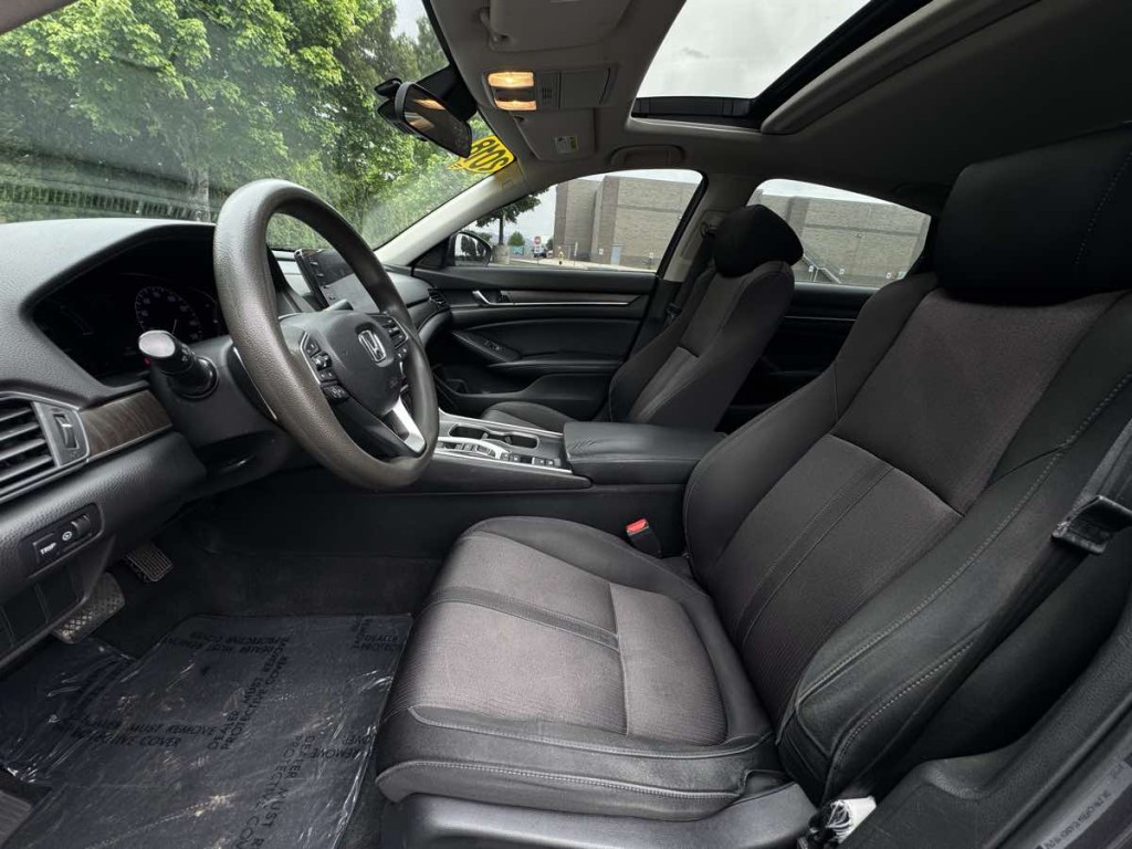 2018 Honda Accord Image 14
