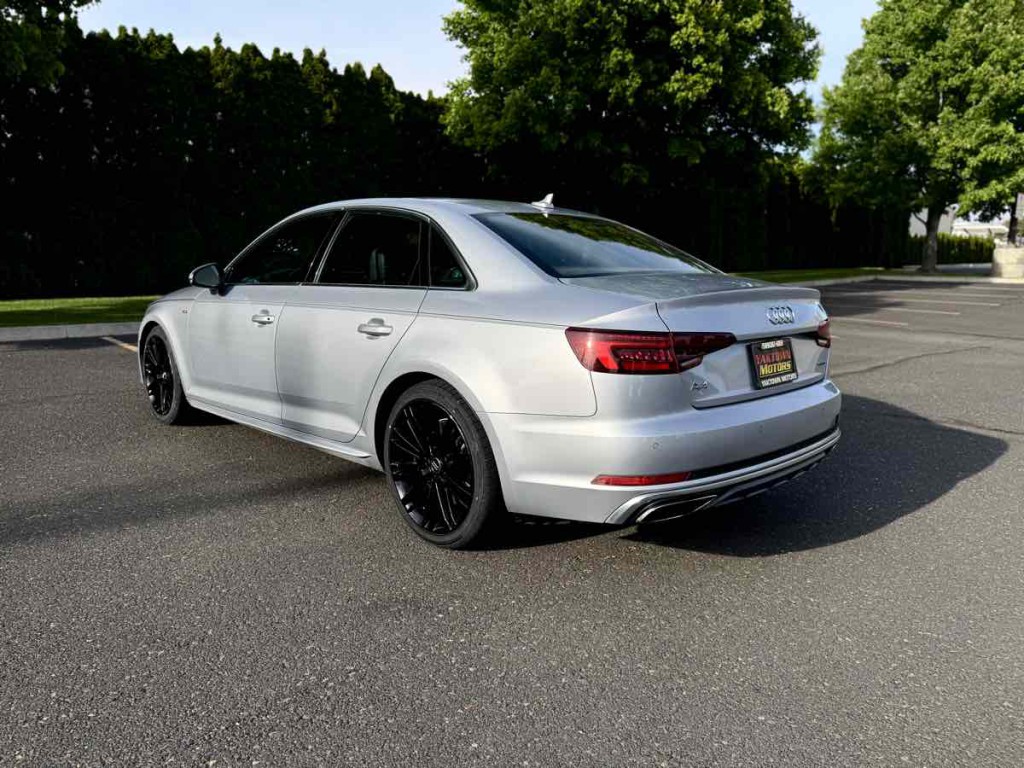 2019 Audi A4 Image 10